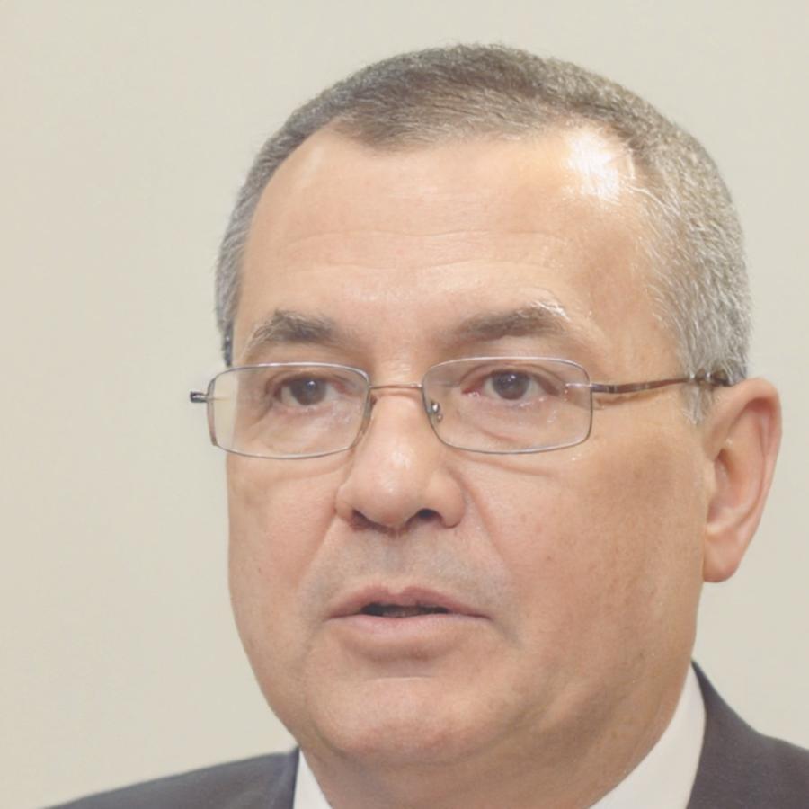 Portrait von Lorenz Falkenberg